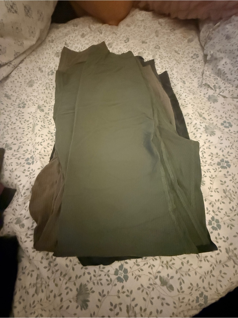 Classic Olive Green lululemon set of 3 align leggings